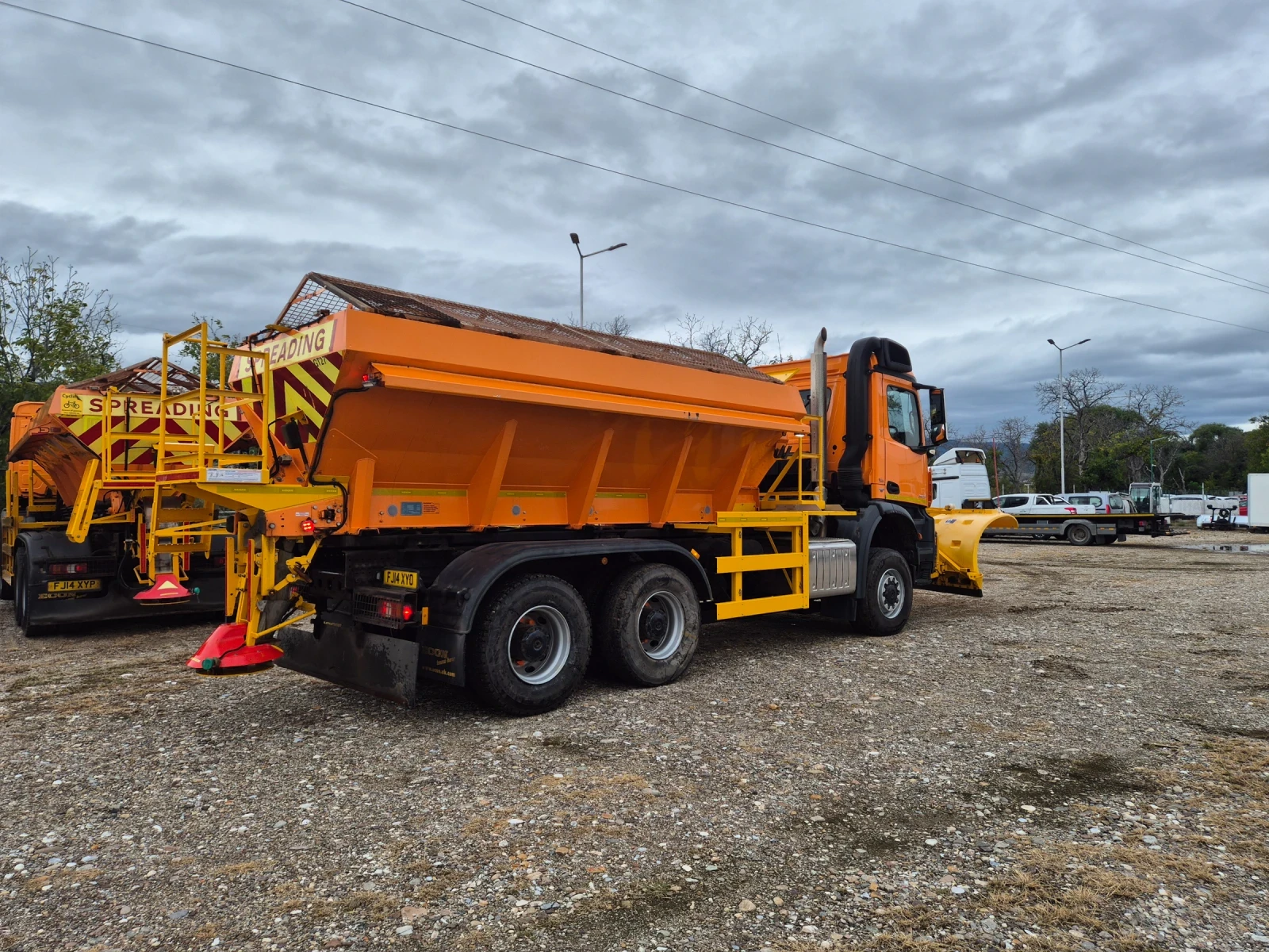 Mercedes-Benz Arocs 6х6 - изображение 6