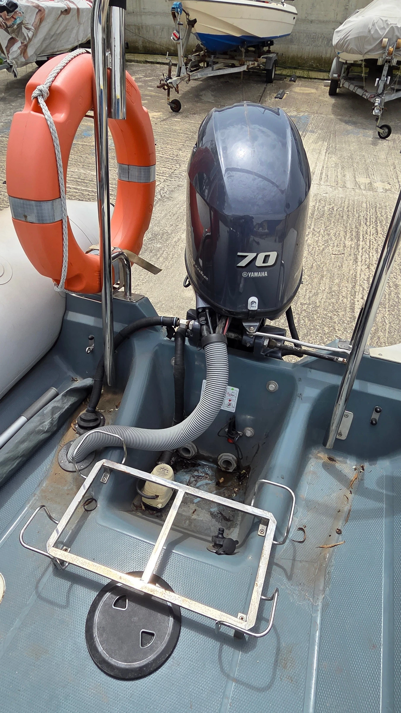 Надуваема лодка Zodiac Bombard Explorer 5.5 - изображение 8