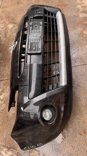 Предна Броня за Renault Clio 2010 , снимка 2