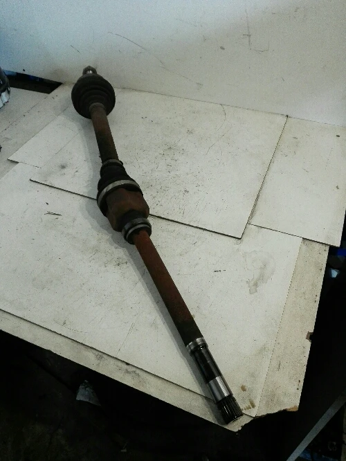 Полуоска предна дясна Ситроен Ц4 1.6хди