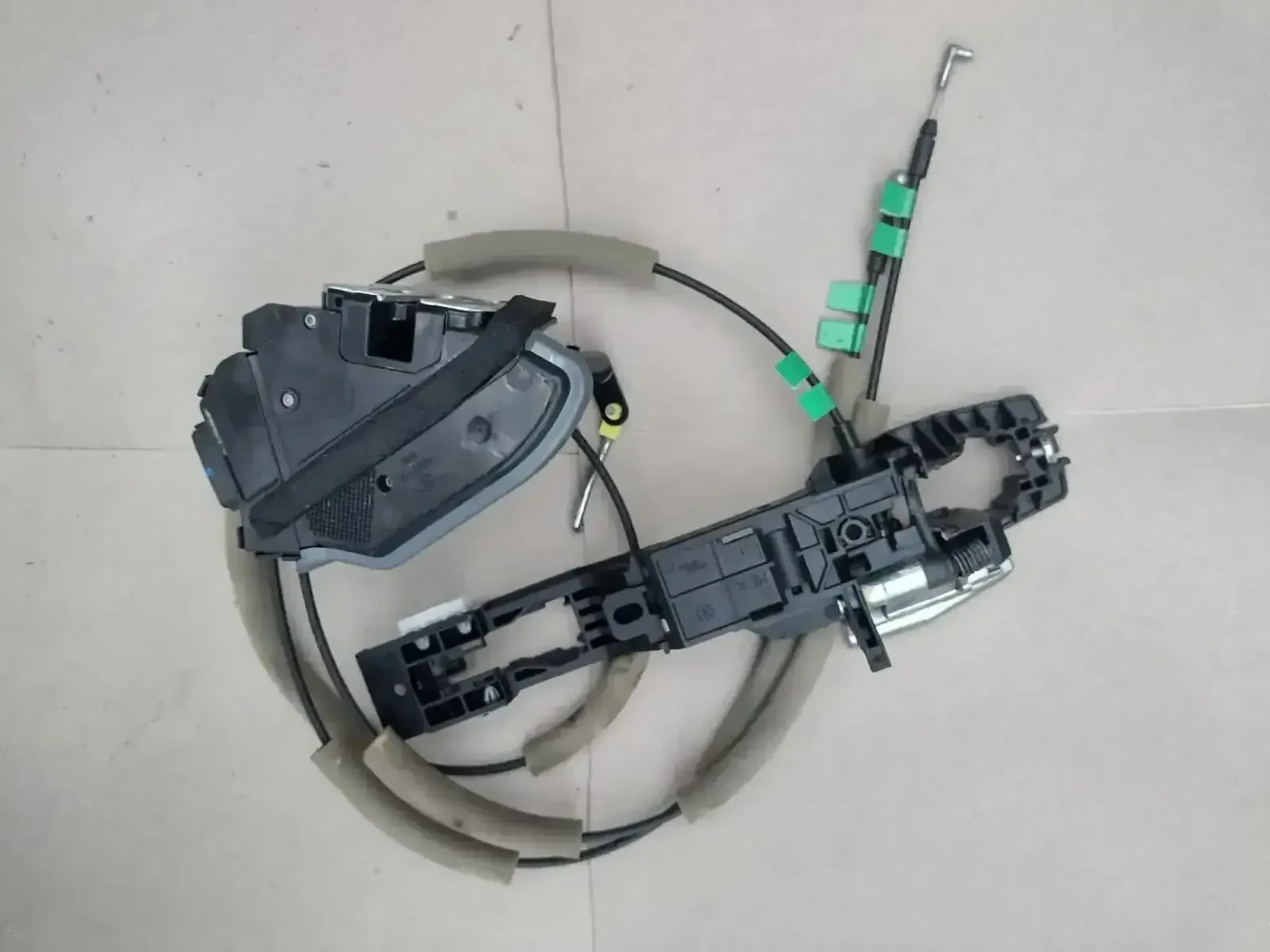 80501 3JL0B механизъм за заключване на предна лява врата от INFINITI QX60 805013JL0B | Mobile.bg — изображение 1