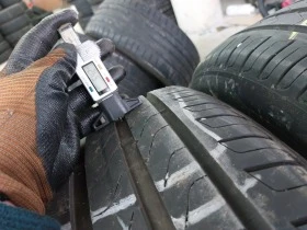 Гуми Летни 275/40R18, снимка 3 - Гуми и джанти - 44492536