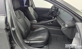 Hyundai Elantra 1.6 LPi Smart, снимка 12