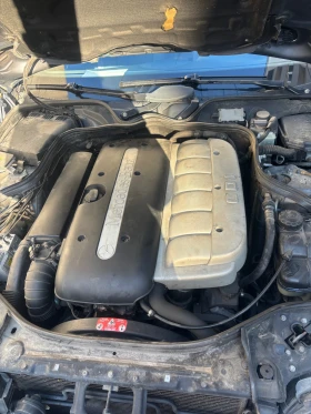 Mercedes-Benz E 320 204 к.с.първи собственик, снимка 7