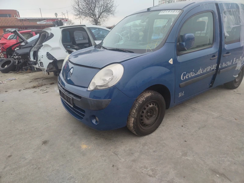 Renault Kangoo 1.6i, снимка 11 - Автомобили и джипове - 38954202