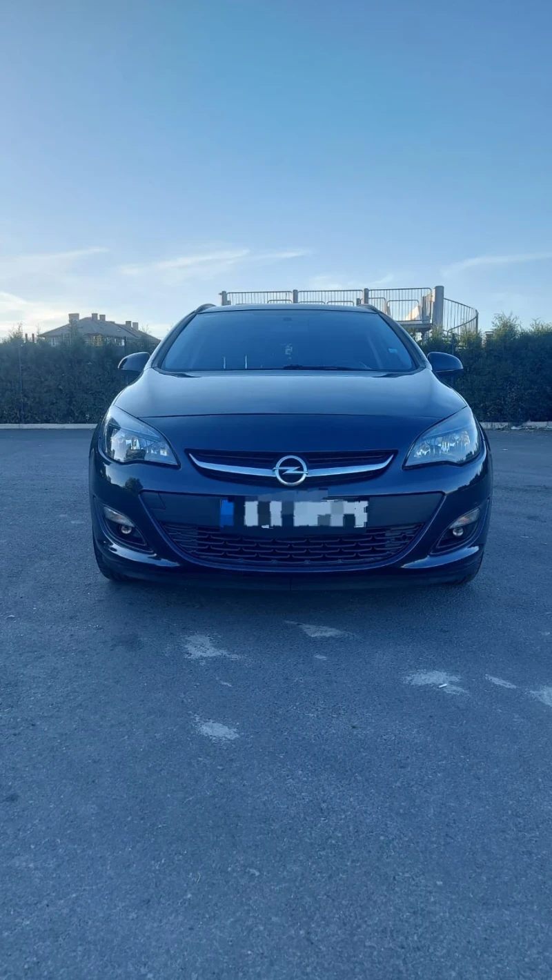 Opel Astra, снимка 1 - Автомобили и джипове - 47034366