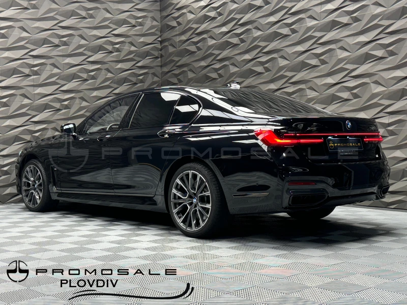 BMW 750 i xDrive M-sportpack* 4D B&W* SoftCl* FULL, снимка 3 - Автомобили и джипове - 47042056