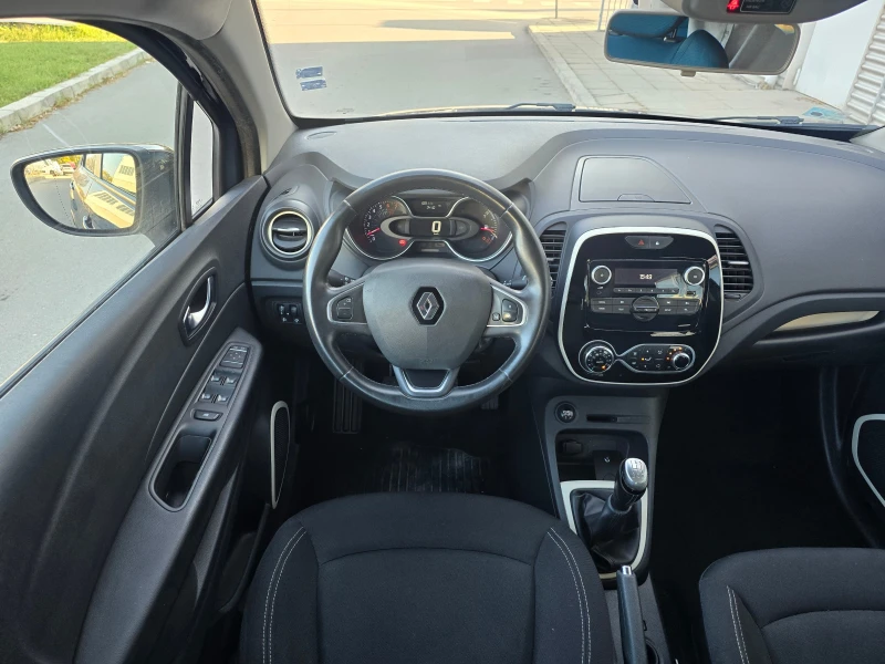 Renault Captur 0.9 Tce, снимка 10 - Автомобили и джипове - 47804950