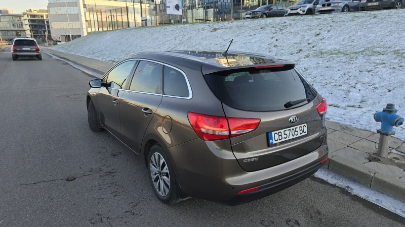 Kia Ceed CRDI 1.6 136kc Facelift, снимка 5 - Автомобили и джипове - 48160673