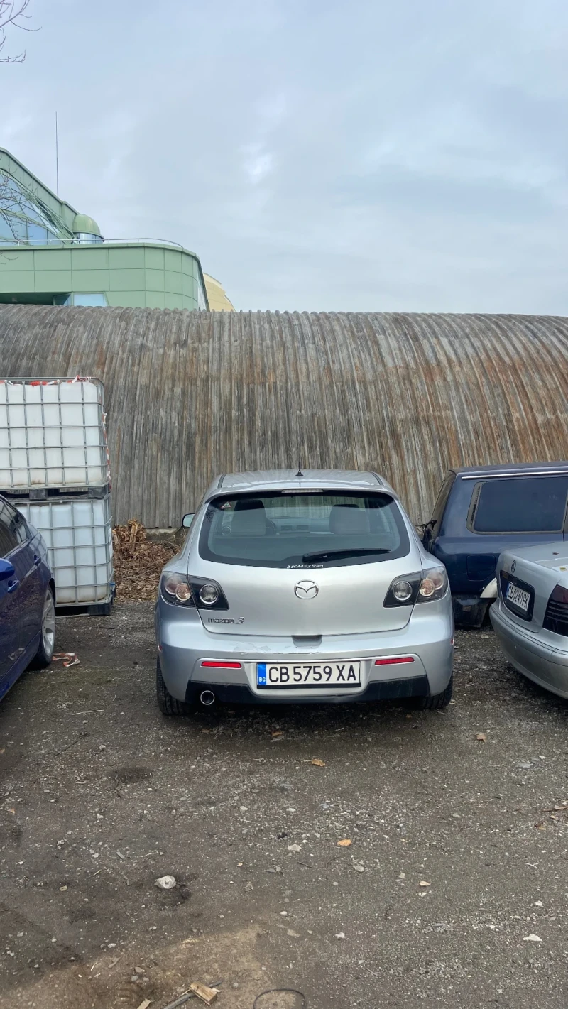 Mazda 3 2.3 Газ, снимка 4 - Автомобили и джипове - 48254891