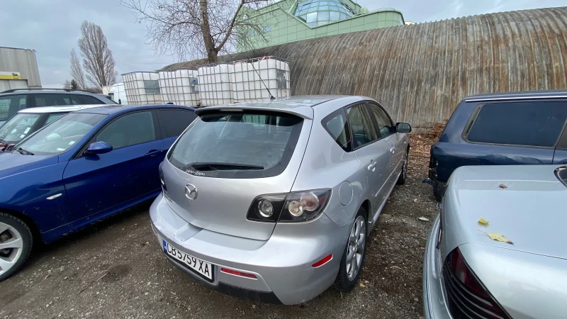 Mazda 3 2.3 Газ, снимка 3 - Автомобили и джипове - 48254891