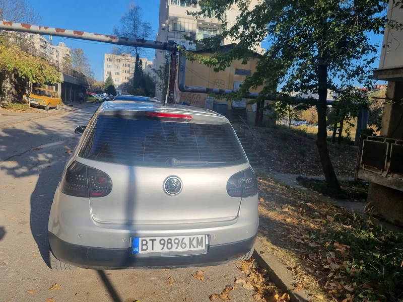 VW Golf Golf5, снимка 3 - Автомобили и джипове - 49196357