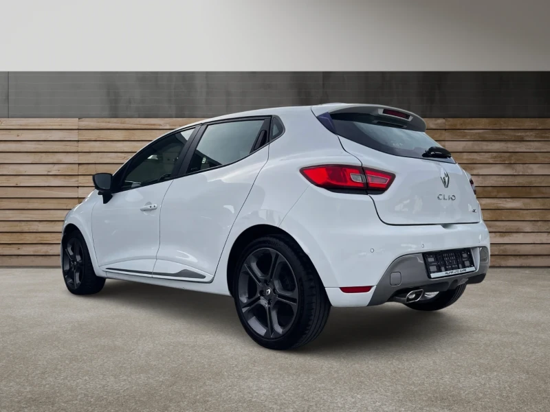 Renault Clio 1.5dCi GT Line Автоматик, снимка 6 - Автомобили и джипове - 49486366
