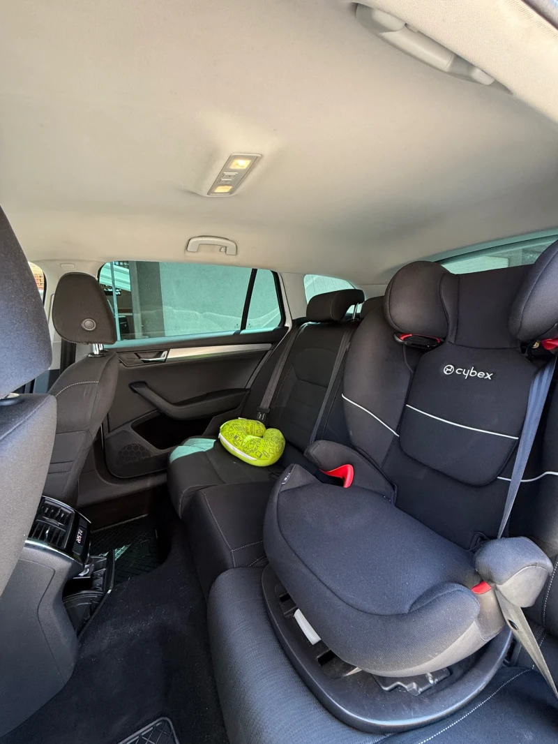 Skoda Superb, снимка 13 - Автомобили и джипове - 51471745