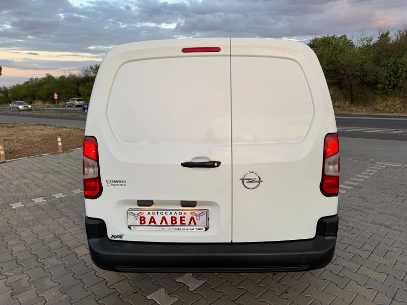 Opel Combo * MAXI* 1.5D* 102HP* 2021* EURO 6* , снимка 5 - Автомобили и джипове - 51626415