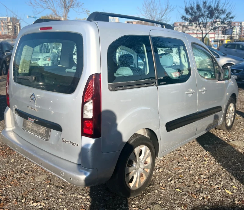 Citroen Berlingo 1.6 Multispace, снимка 3 - Автомобили и джипове - 52409520