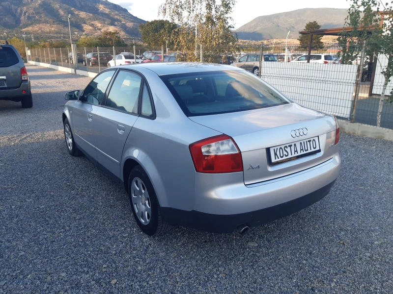 Audi A4 КАТО НОВ, снимка 5 - Автомобили и джипове - 52438660