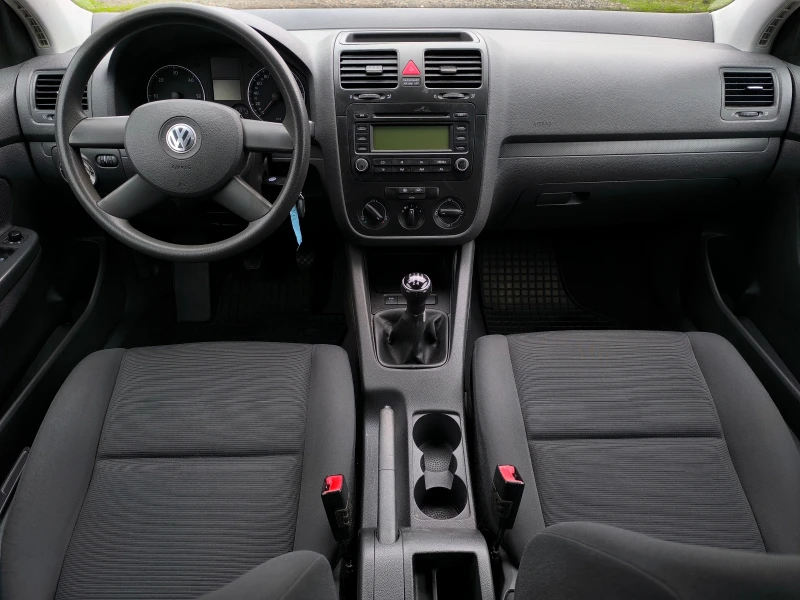 VW Golf -1.9TDI-105кс-КЛИМАТИК-ТОП СЪСТОЯНИЕ !!!, снимка 13 - Автомобили и джипове - 52579923