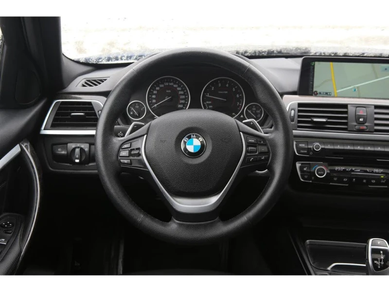 BMW 328 xDrive28i AWD * AвтоКредит* (ЦЕНА ДО БГ), снимка 9 - Автомобили и джипове - 53179975