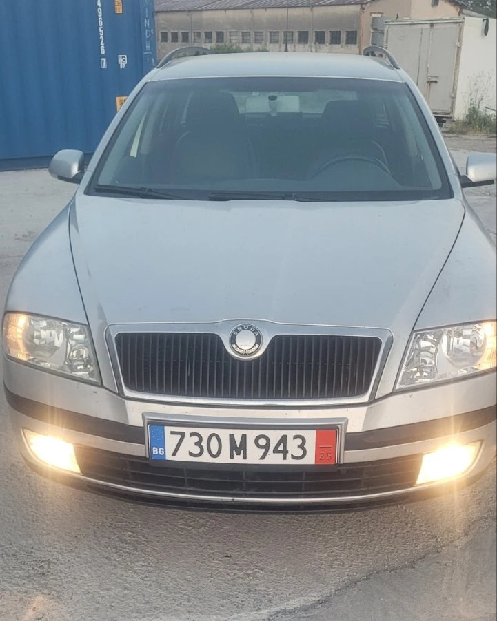 Skoda Octavia II Combi 2.0 TDI (140 кс) DSG - изображение 5