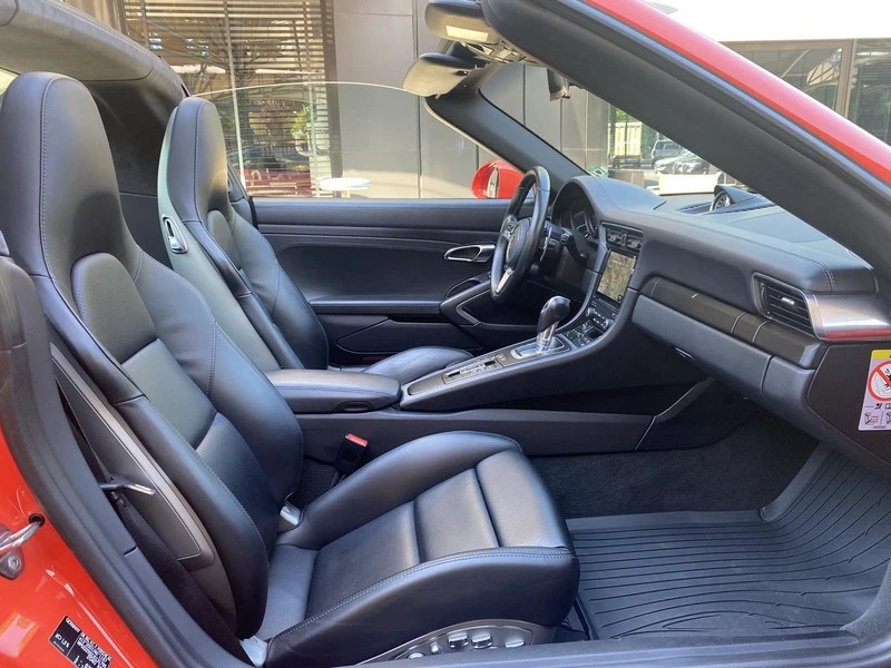 Porsche 911 Targa 4 GTS, снимка 12 - Автомобили и джипове - 53453956