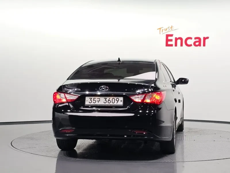 Hyundai Sonata, снимка 3 - Автомобили и джипове - 55734321