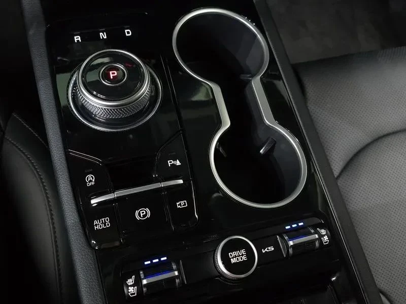 Kia K5, снимка 9 - Автомобили и джипове - 56726828