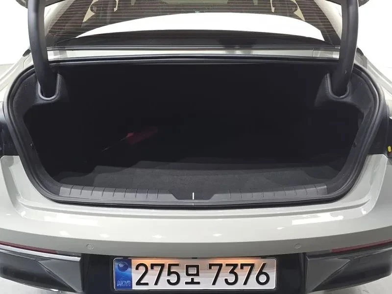 Kia K5, снимка 15 - Автомобили и джипове - 56726828