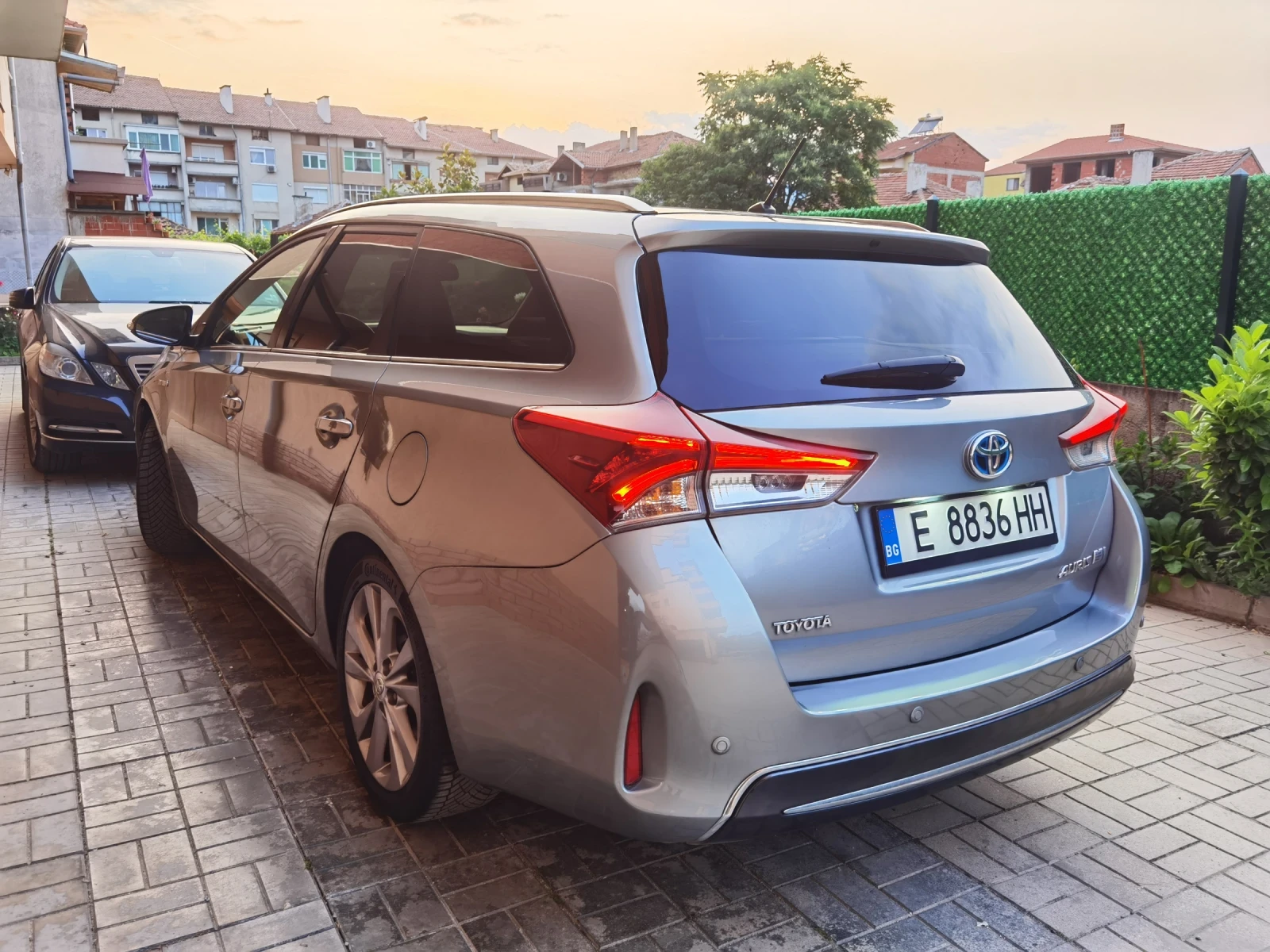 Toyota Auris Touring Sport уникат!* паркира сама - изображение 4