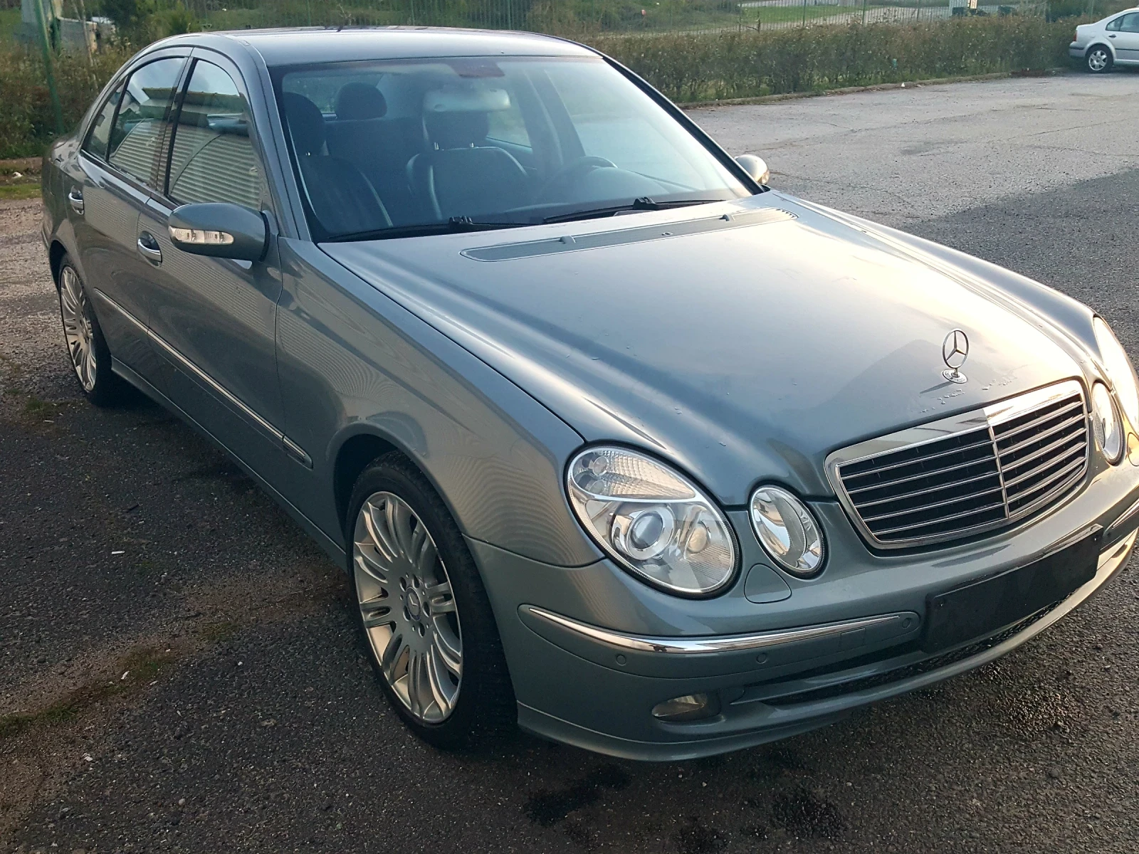 Mercedes-Benz E 320 AVANGARDE - изображение 8