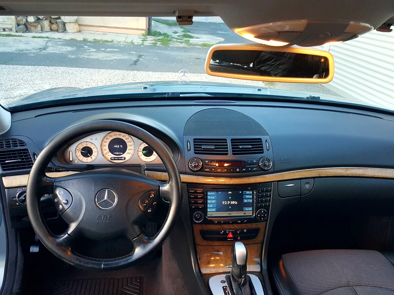 Mercedes-Benz E 320 AVANGARDE - изображение 4