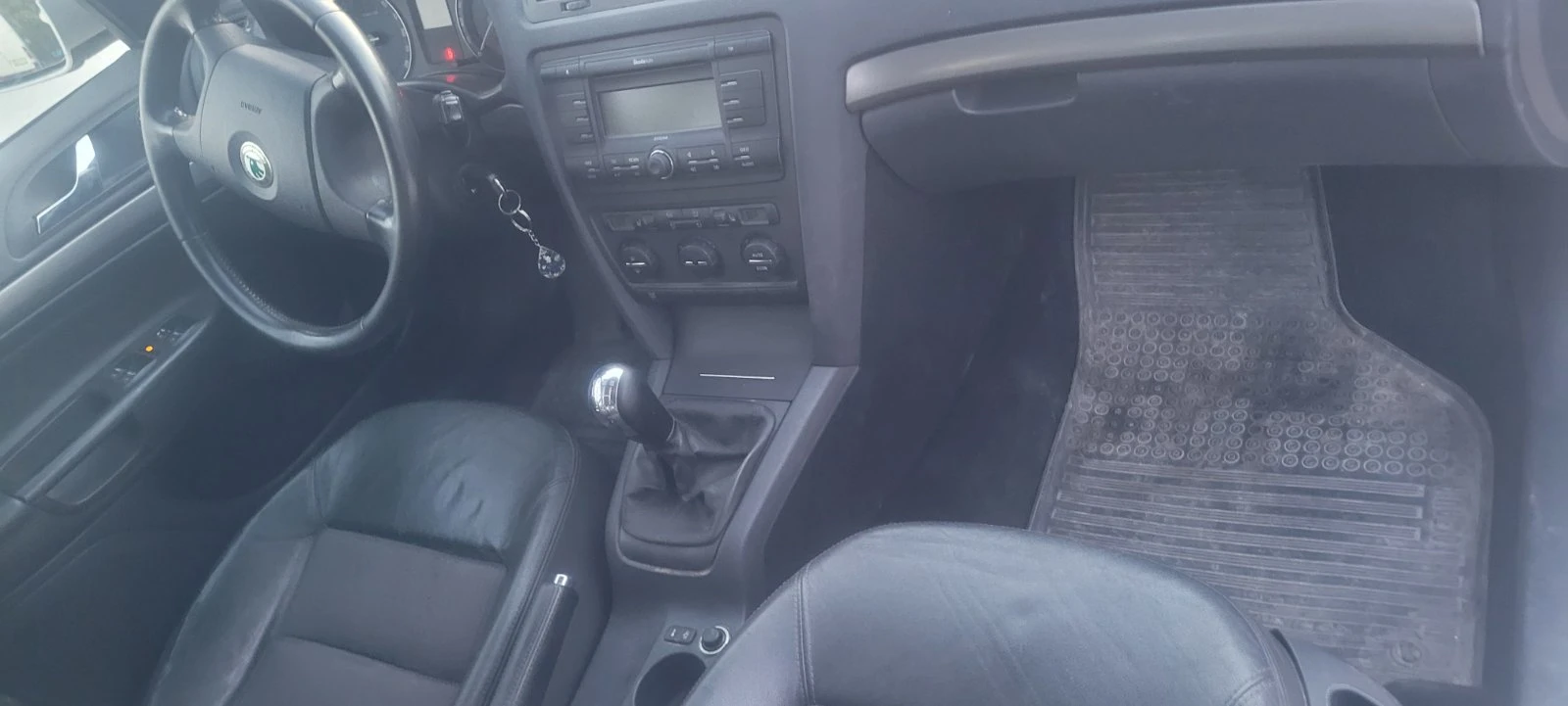 Skoda Octavia II Combi 2.0 TDI (140 кс) DSG - изображение 2