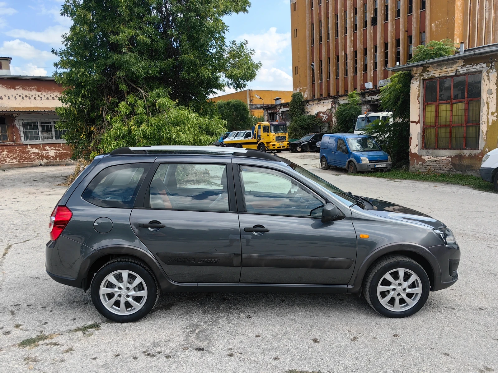 Lada Kalina CROSS, 1.6 Бензин 87 к.с, Евро 6, Климатик - изображение 4