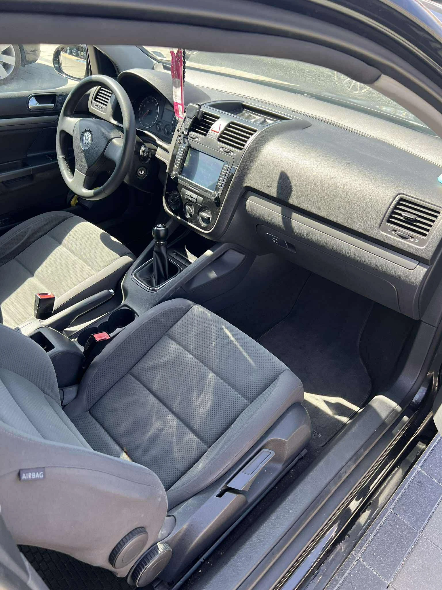 VW Golf 1.6  - изображение 9