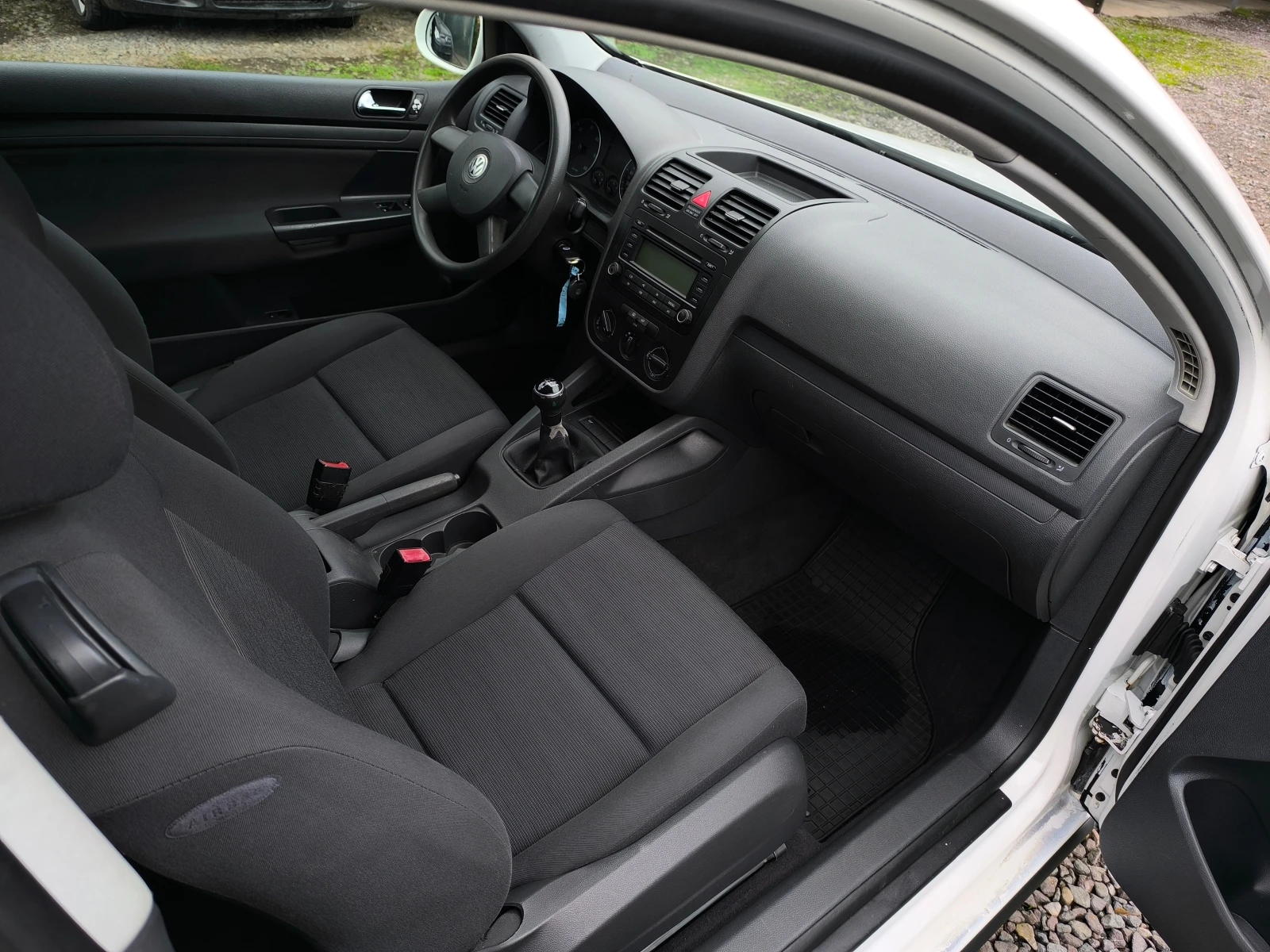 VW Golf -1.9TDI-105--  !!! | Mobile.bg   14