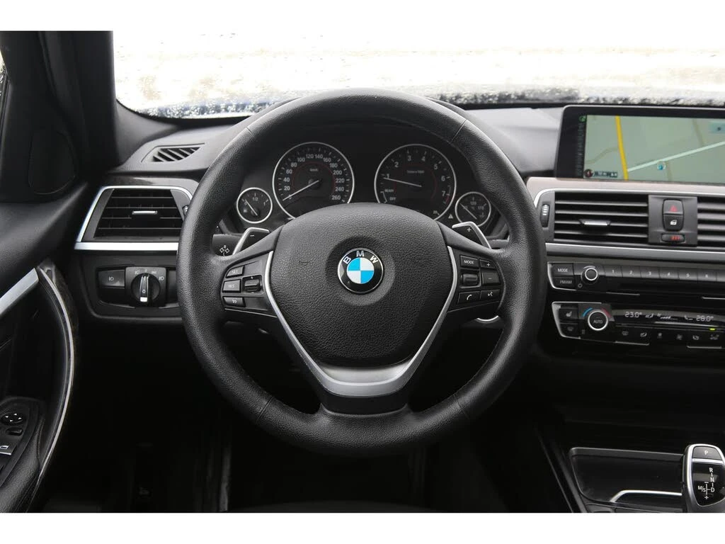 BMW 328 xDrive28i AWD * AвтоКредит* (ЦЕНА ДО БГ) - изображение 9