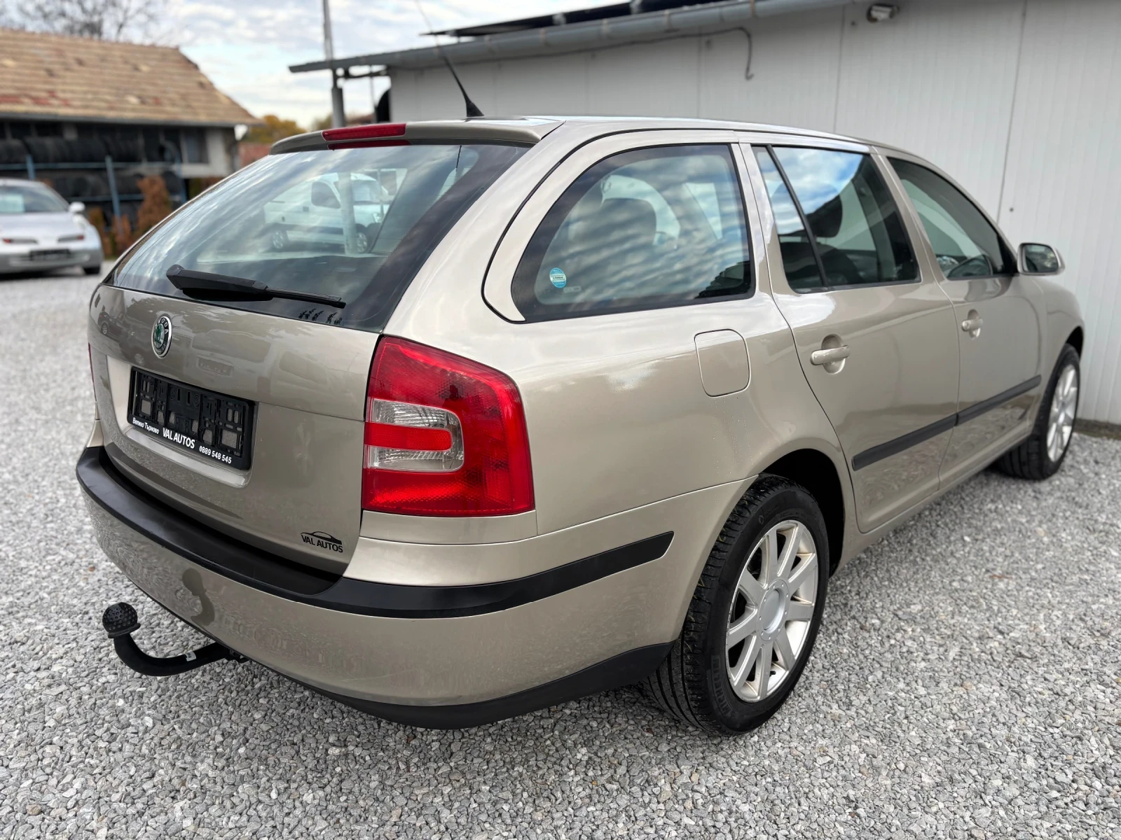 Skoda Octavia 1.6i ������ ����� �������� ������ | Mobile.bg � ����������� 4