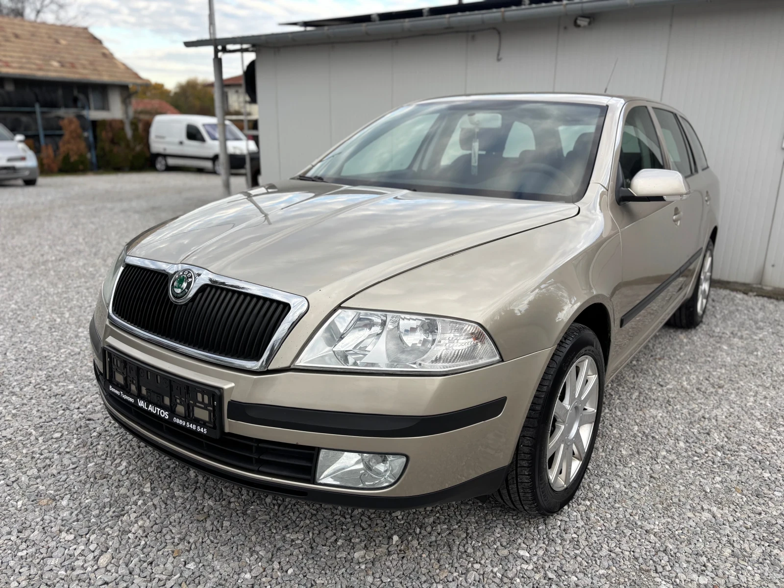 Skoda Octavia 1.6i ������ ����� �������� ������ | Mobile.bg � ����������� 1