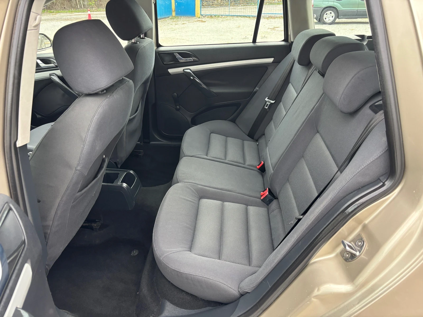 Skoda Octavia 1.6i ������ ����� �������� ������ | Mobile.bg � ����������� 10