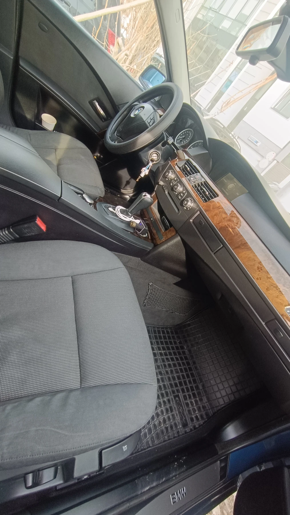 BMW 525 2.5i 4х4- xDrive Газов Инжекцион , снимка 10 - Автомобили и джипове - 53559970