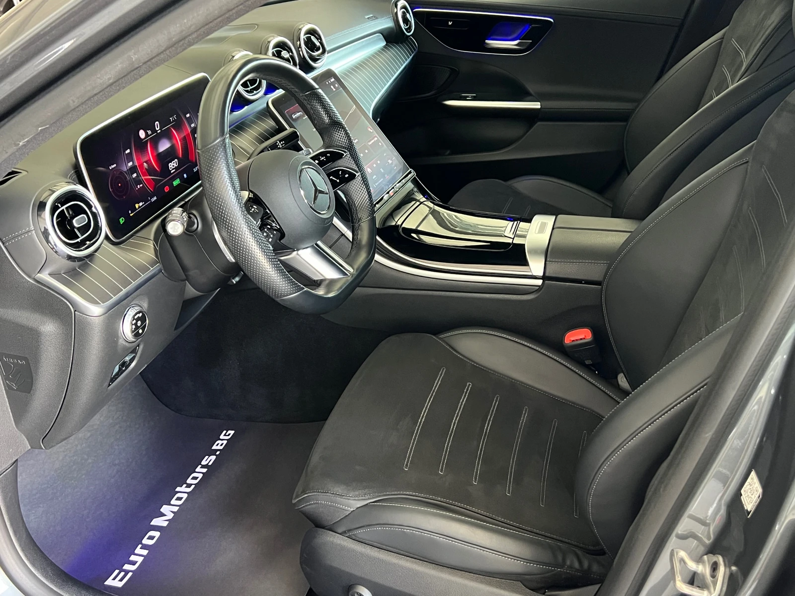 Mercedes-Benz C 220 d MHEV, 9G, AMG LINE-NIGHT PACK-DESIGNO!, снимка 8 - Автомобили и джипове - 54014109