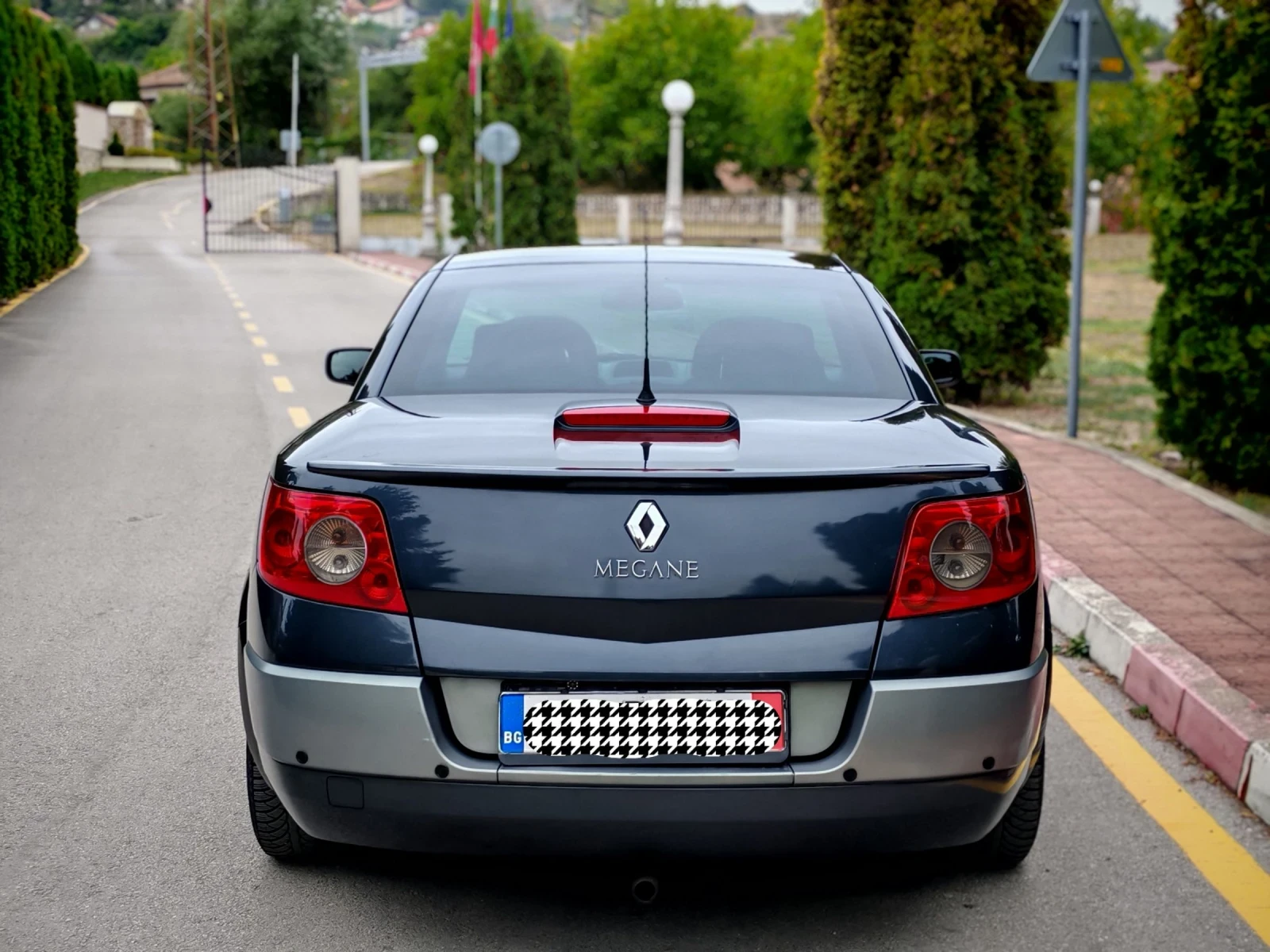 Renault Megane 1.9DCI(120)* KARMAN-EDITION* НОВ ВНОС* , снимка 6 - Автомобили и джипове - 54232849