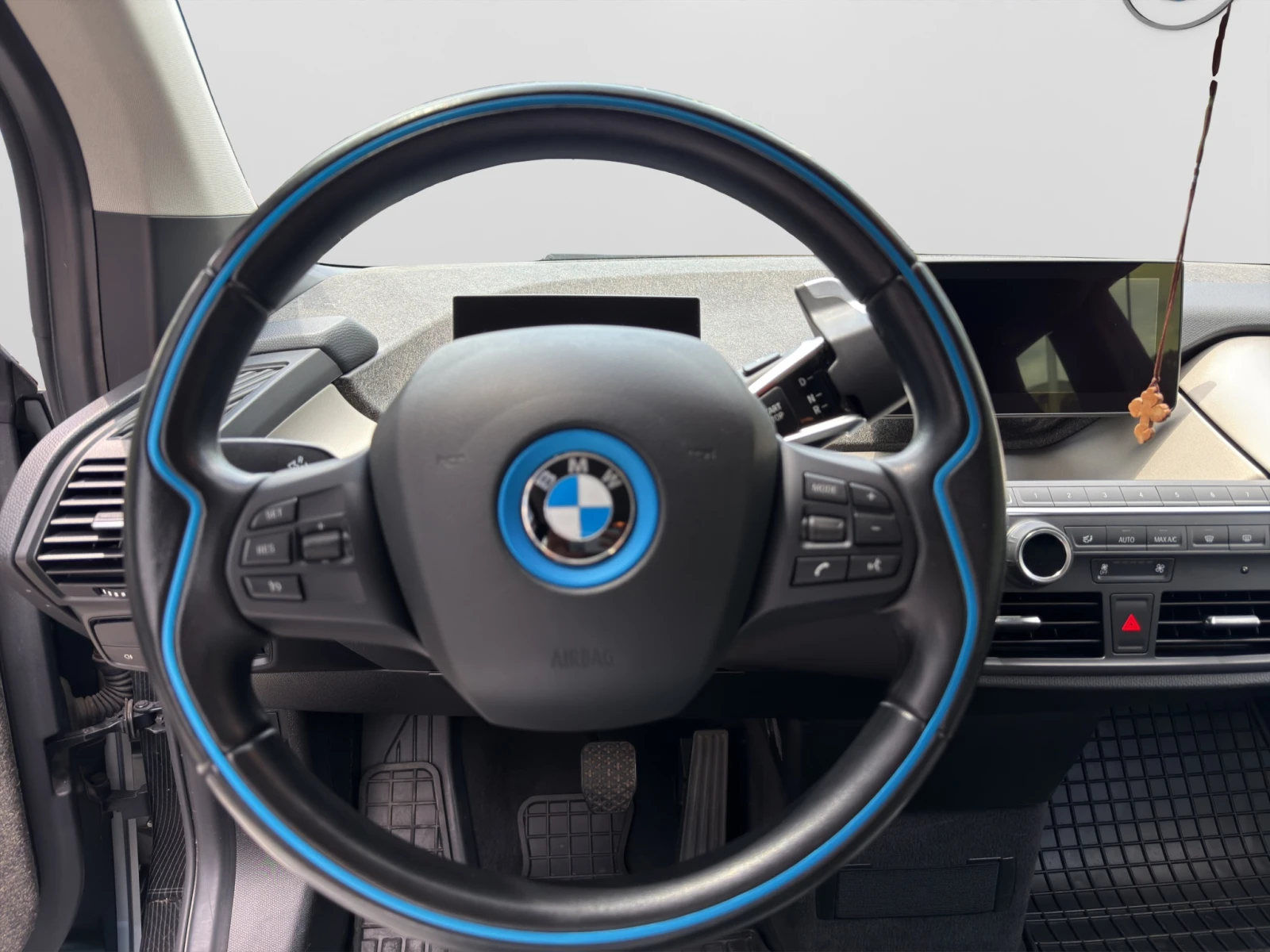 BMW i3 120Ah, снимка 12 - Автомобили и джипове - 54632460