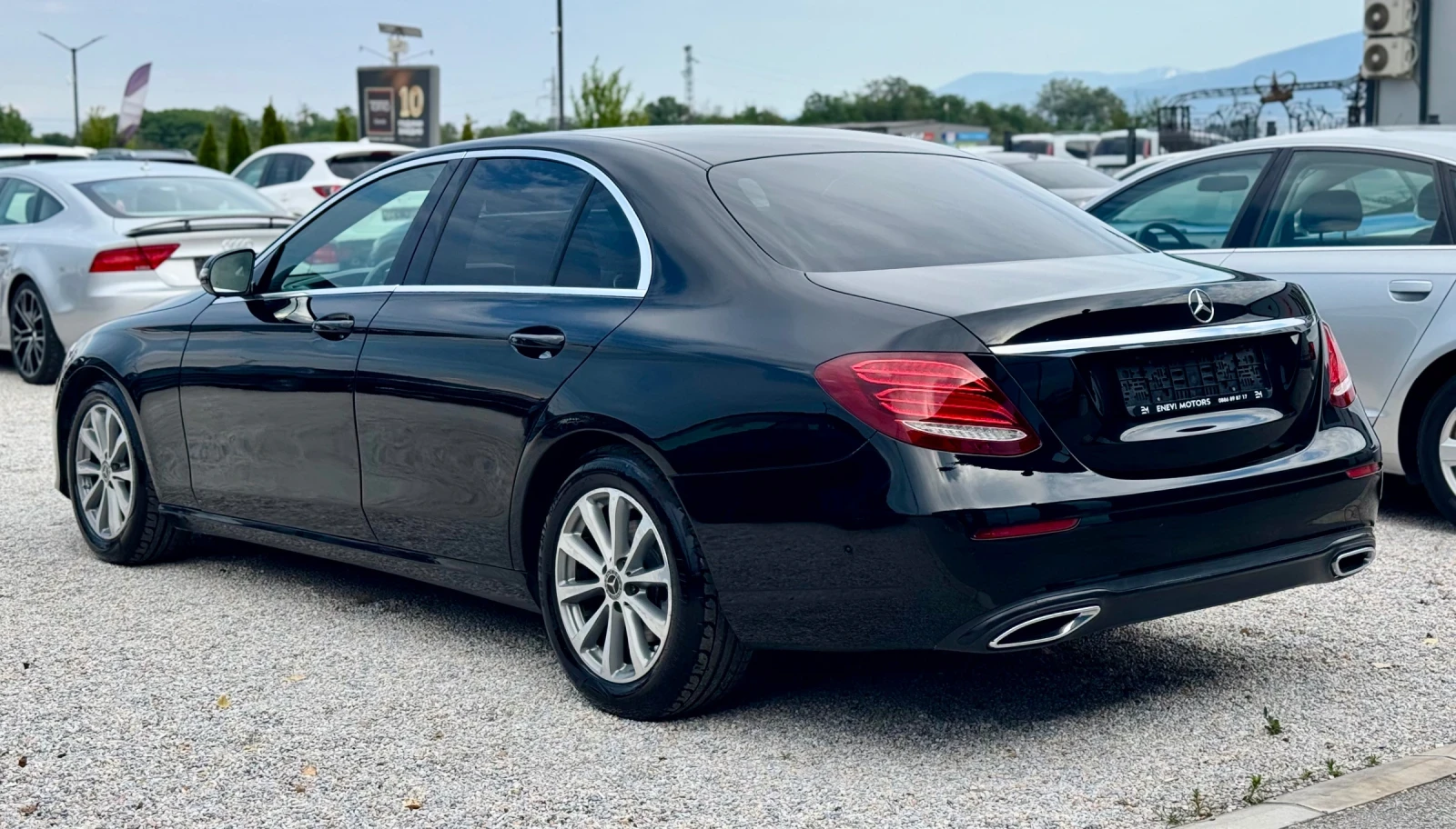 Mercedes-Benz E 200 Sport, снимка 4 - Автомобили и джипове - 55298362