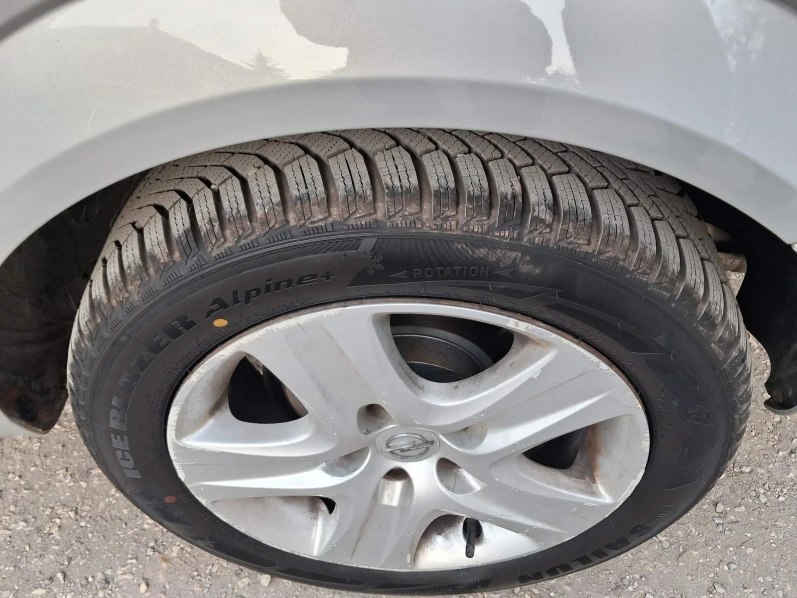 Opel Astra  1.6  Бензин Автоматик , снимка 14 - Автомобили и джипове - 55337931