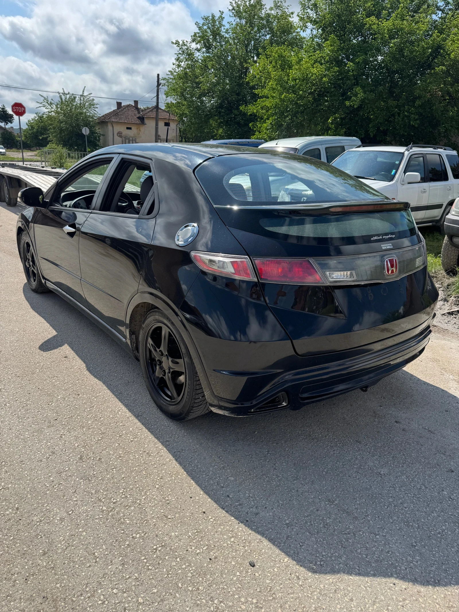 Honda Civic 1.8 със Газ !, снимка 3 - Автомобили и джипове - 55386674