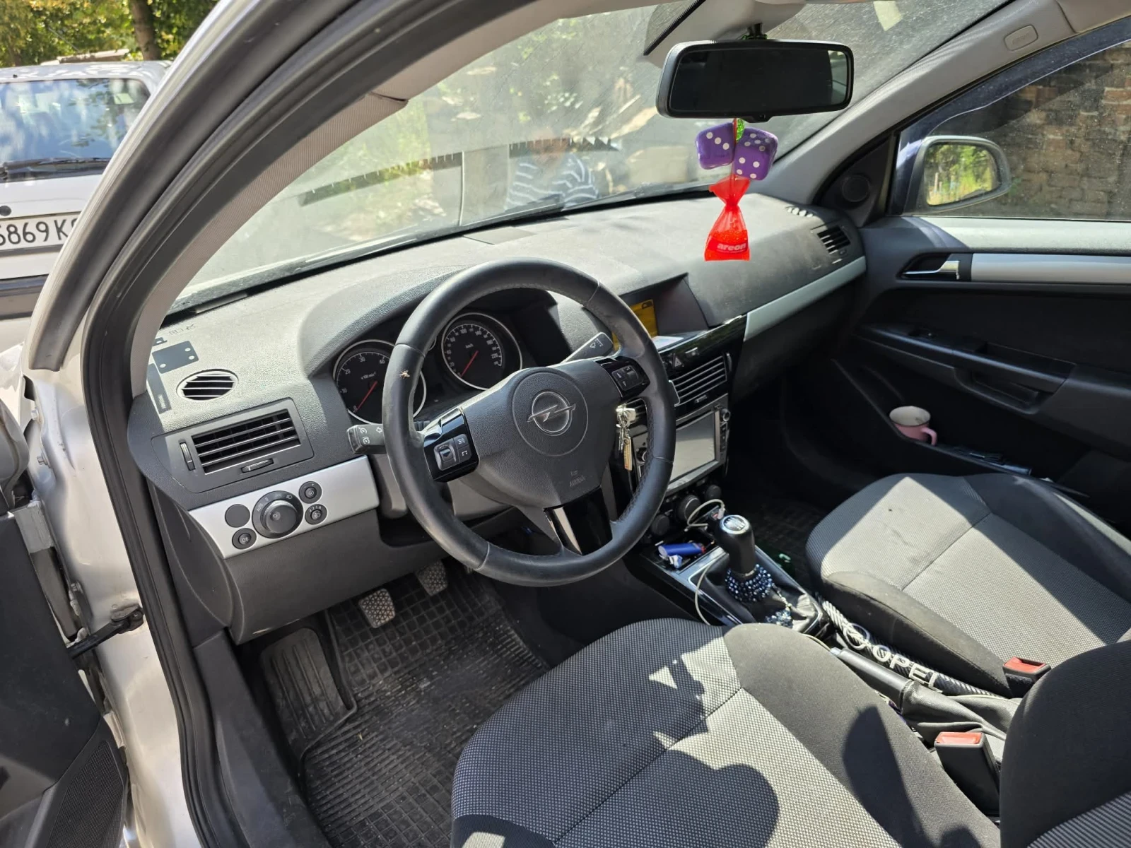 Opel Astra H , снимка 2 - Автомобили и джипове - 55775653