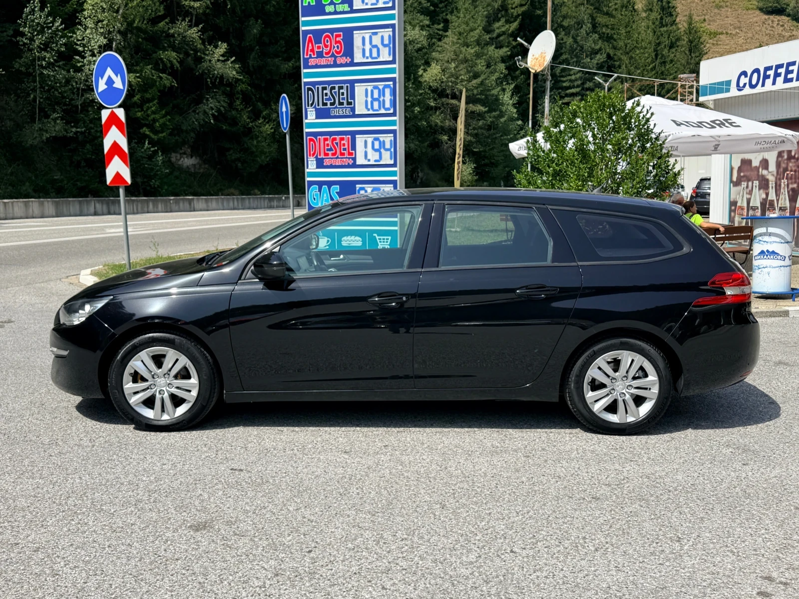 Peugeot 308 1.6HDI* 116кс* РЕАЛНИ КМ* ИТАЛИЯ, снимка 2 - Автомобили и джипове - 55871833
