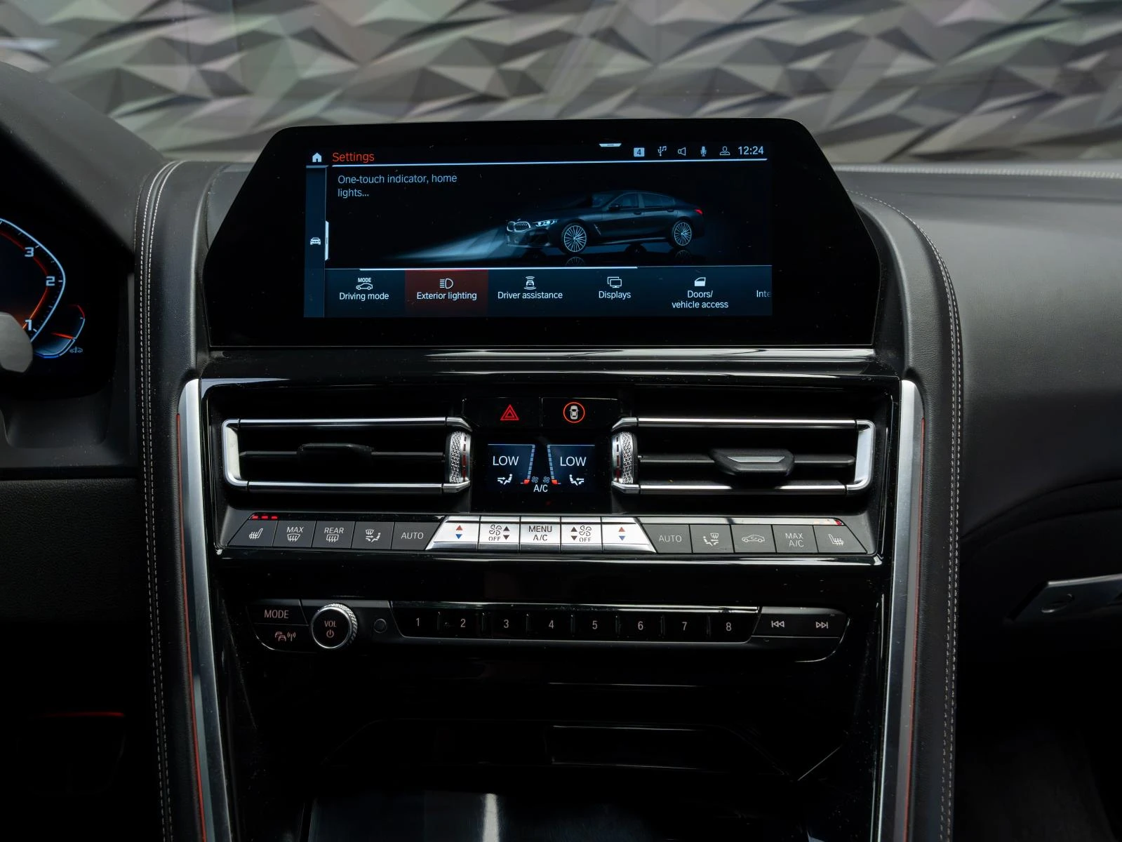 BMW 840 D Harmann- 360KAM-M PACK, снимка 16 - Автомобили и джипове - 55991066