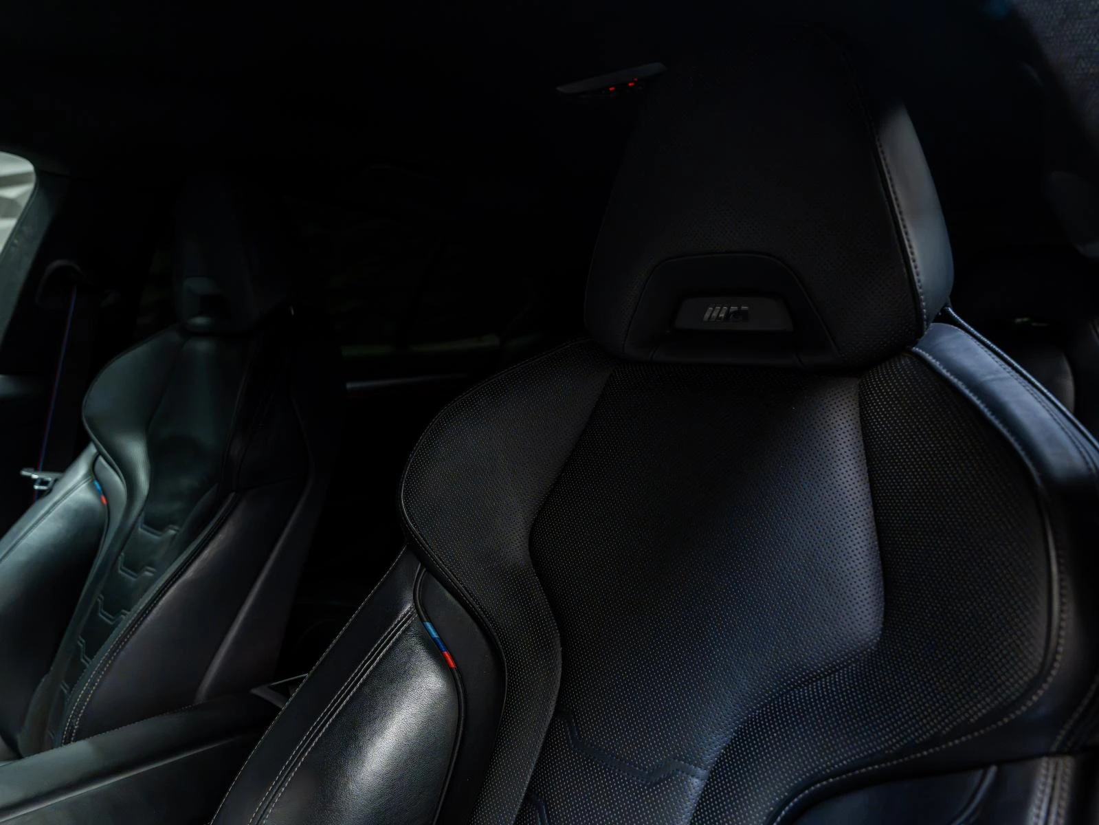 BMW 840 D Harmann- 360KAM-M PACK, снимка 8 - Автомобили и джипове - 55991066